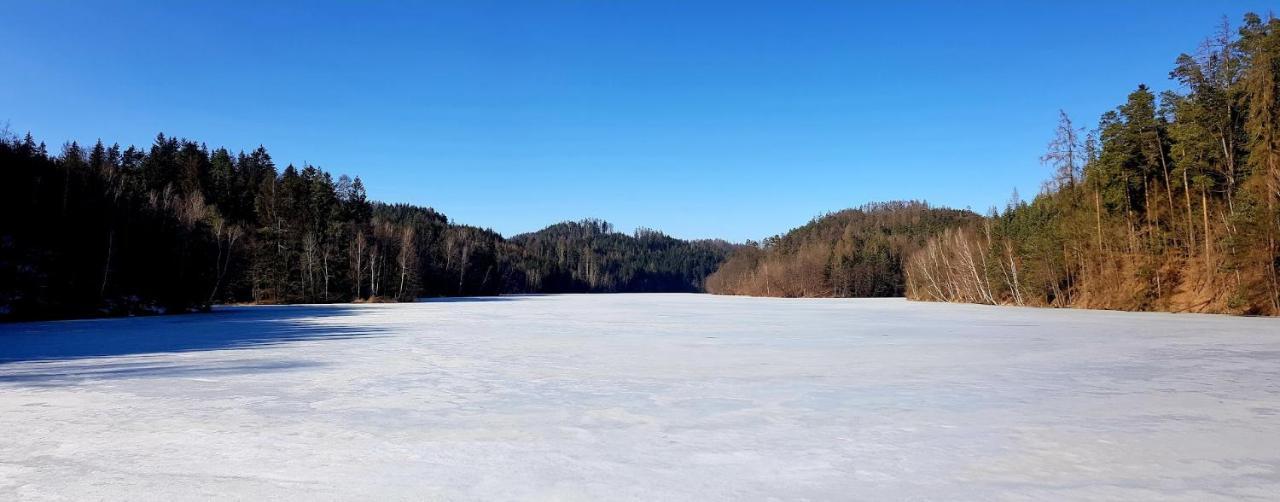 Schupplerova Vila Hostejn Экстерьер фото