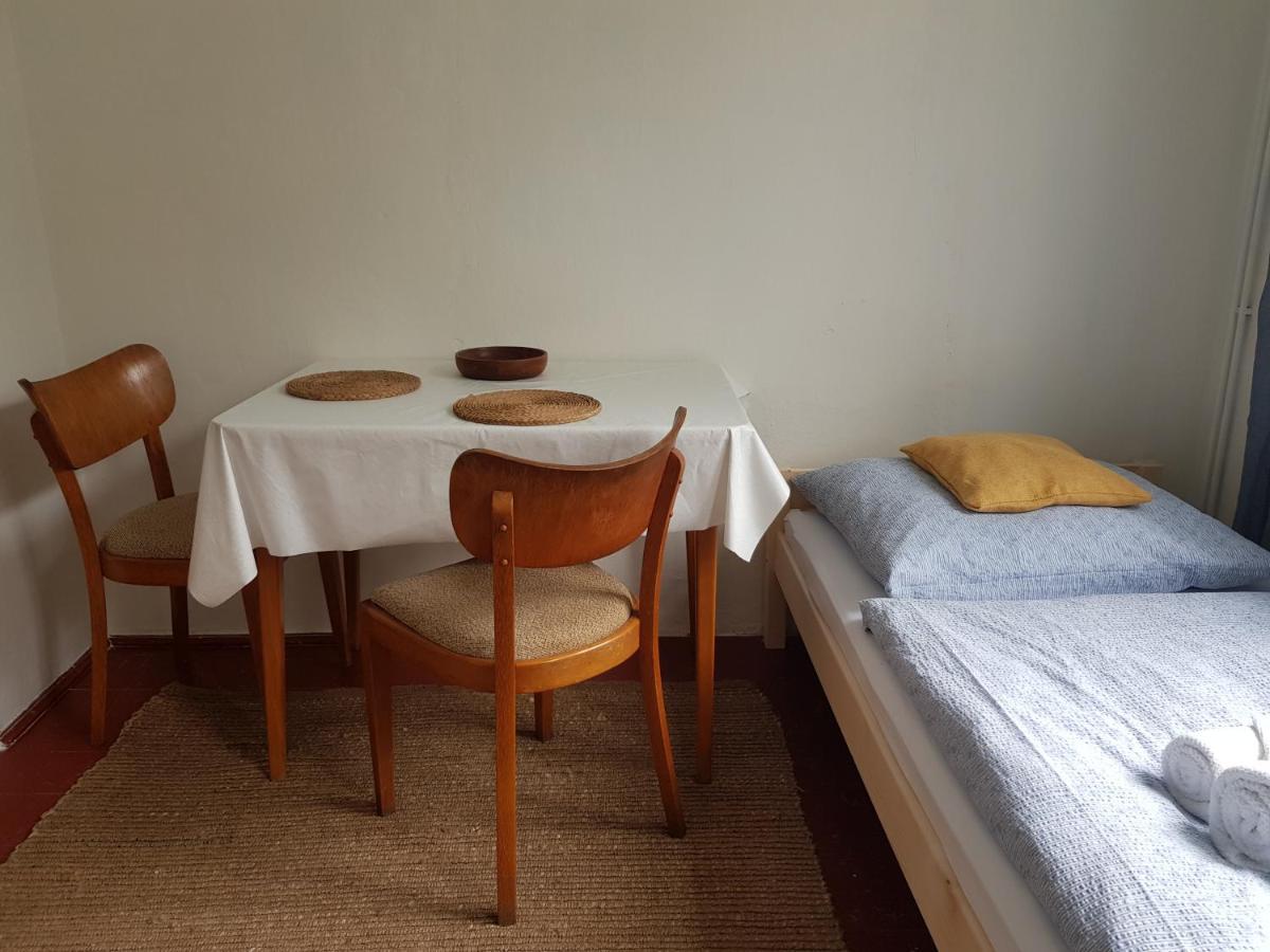 Schupplerova Vila Hostejn Экстерьер фото